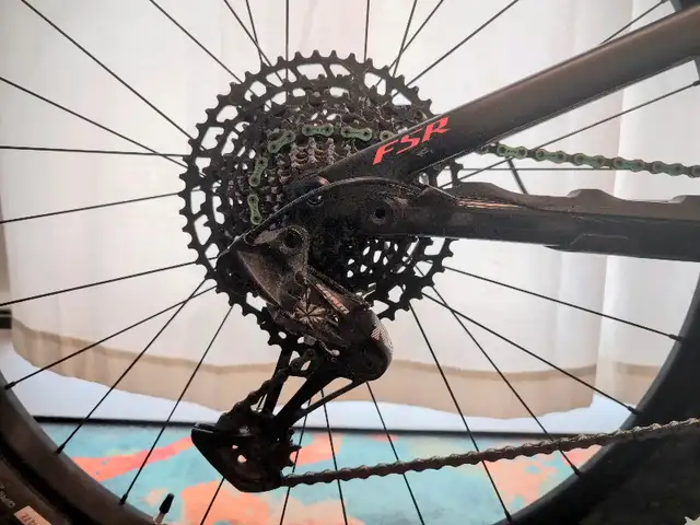 2020 Specialized Stumpjumper FSR XL Comp Carbon 29-er in Mountain in Calgary - Image 5