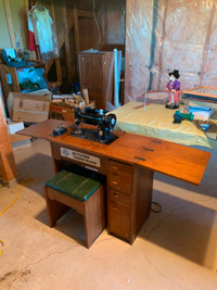 Legendary Singer Sewing Machine 201-3 with Table