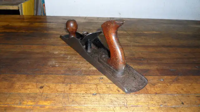 VINTAGE WADSWORTH  TOOL CO. - ALLEMAGNE NO. 5 JACK PLANE in Arts & Collectibles in Barrie - Image 5