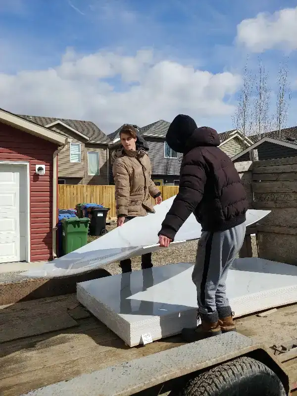 ☝️  AFFORDABLE LOW STRESS MOVES WITH FRIENDLY - 5-STAR SERVICE ✅ in Moving & Storage in Calgary - Image 5