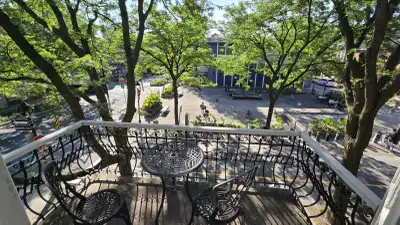 Grand 4 ½ meublé- Plateau- Belle luminosité et balcon privé Disponible à partir du 1er décembre 2025...