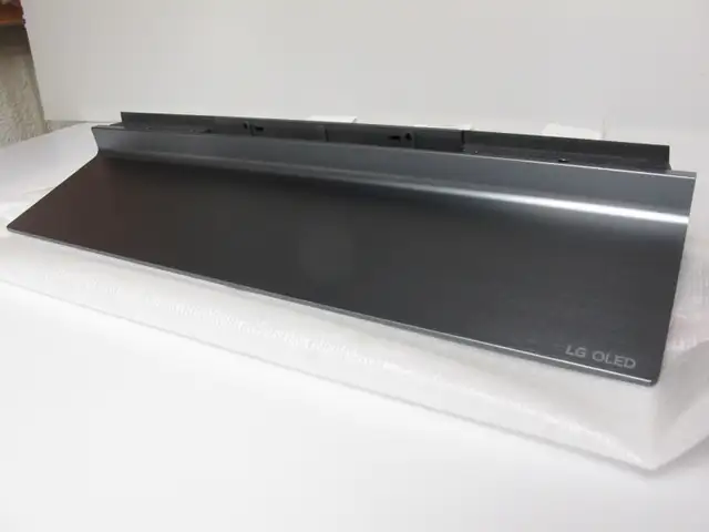 New LG OLED C2 stand base, MAM6600004 OLED55C2PUA OLED65C2PUA TV in TVs in City of Toronto - Image 3
