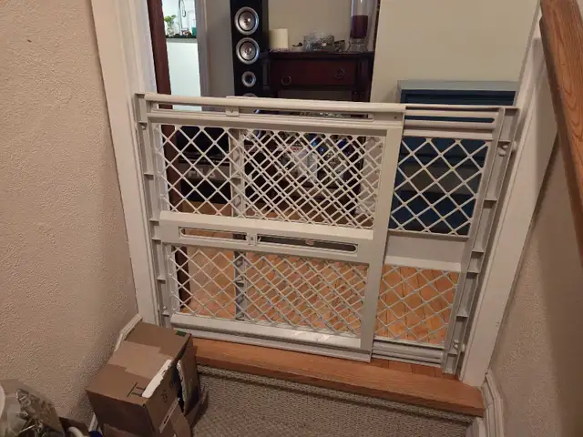 Baby Gate in Gates, Monitors & Safety in City of Toronto - Image 5
