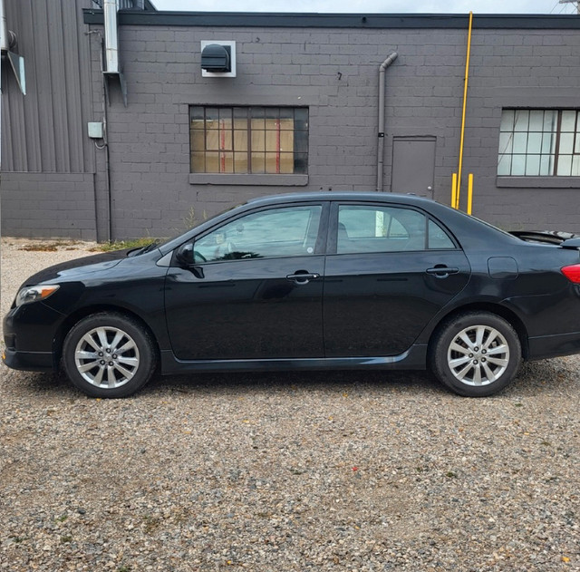 2009 Toyota Corolla S Manual in Cars & Trucks in Kitchener / Waterloo - Image 3