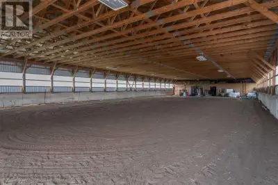 Equine Facility for rent with indoor Arena 7 Stalls, $2200/Month, View more