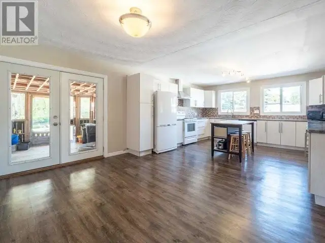 Modern 3 bedrooms plus den house in New Sudbury in Long Term Rentals in Sudbury - Image 6