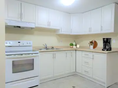 LARGE 3 BEDROOM-LOWER APARTMENT-ABOVE GROUND-UTILITIES INCLUDED, View more