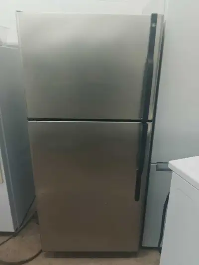 GE refrigerator 30 days warranty delivery available , View more