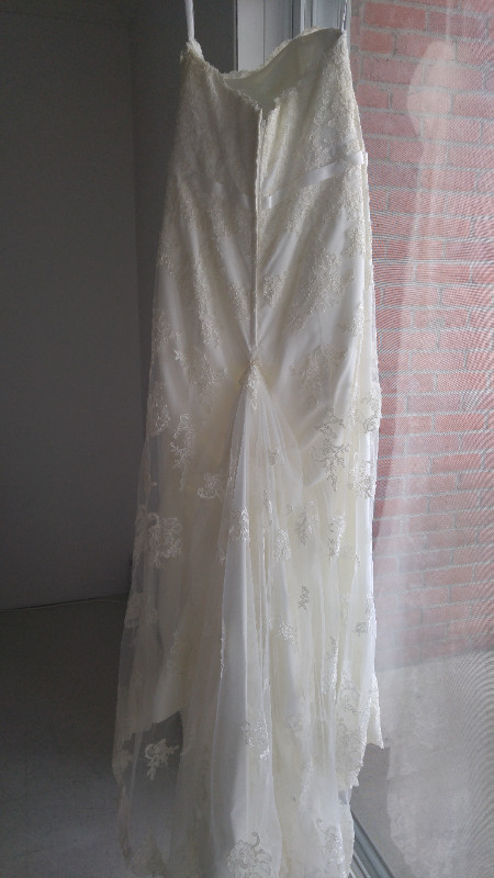 Robe de mariée à vendre 600$ dans Mariage  à Granby - Image 2