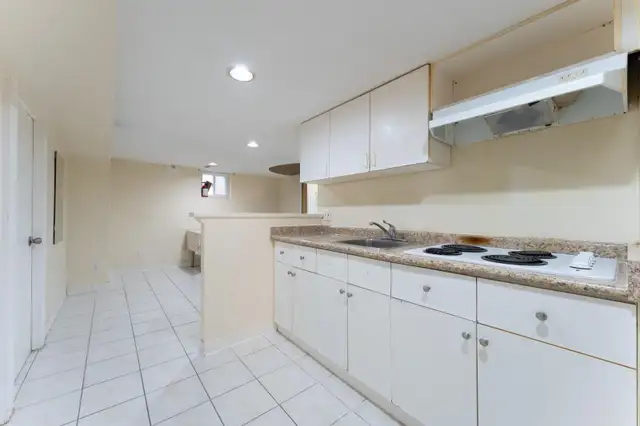 4-bed basement @Yonge & Finch (COHB applicants) in Long Term Rentals in City of Toronto - Image 10