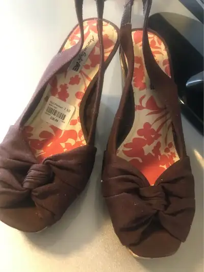 Brown wedge shoes size 7.5, View more