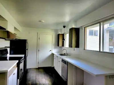 Lillooet House for Rent 3 bed, 1 bath