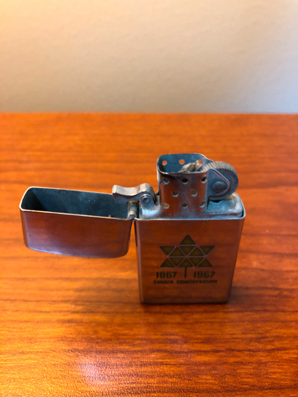 Vintage Slim Zippo Canada Federation 1867-1967 in Arts & Collectibles in Vancouver - Image 3