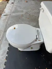 Free American standard toilet in working condition 