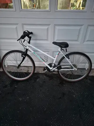 24'' wheel bike white Bianchi bicycle, View more