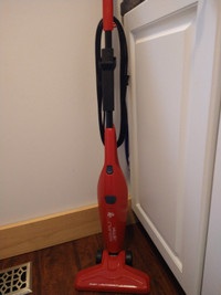 Vacuum Cleaner - 3 in 1  Dirt Devil