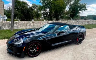 2016 Corvette Stingray 3LT Convertible Automatic 19,500 km no accidents Paint protection , Private s...
