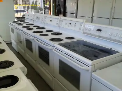 Cuisinières, Poêles, Fours, Fourneaux, pas cher a partir de 200$ Bazar Saint Leonard. Vous propose d...