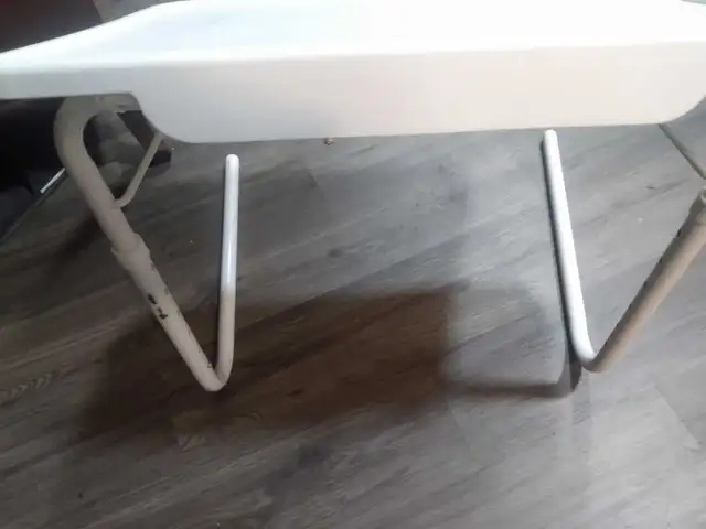 Adjustable easel561546454935152641