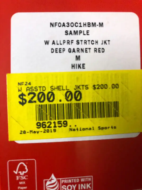 North Face Fall Jacket in Women's - Tops & Outerwear in Oshawa / Durham Region - Image 5