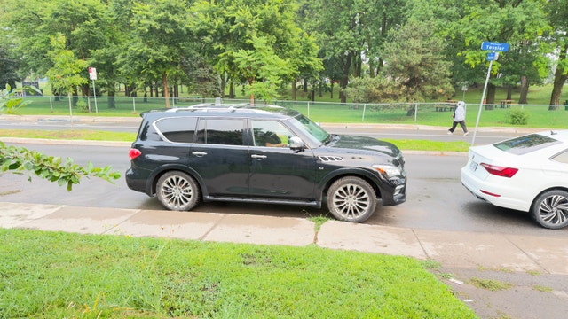2015 Infiniti QX80 — photo 5