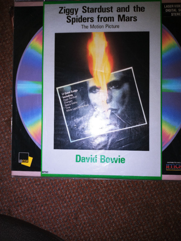 MOVIE 12"  LASER DISC ZIGGY STARDUST AND THE SPIDERS FROM MARS in Other in Sarnia