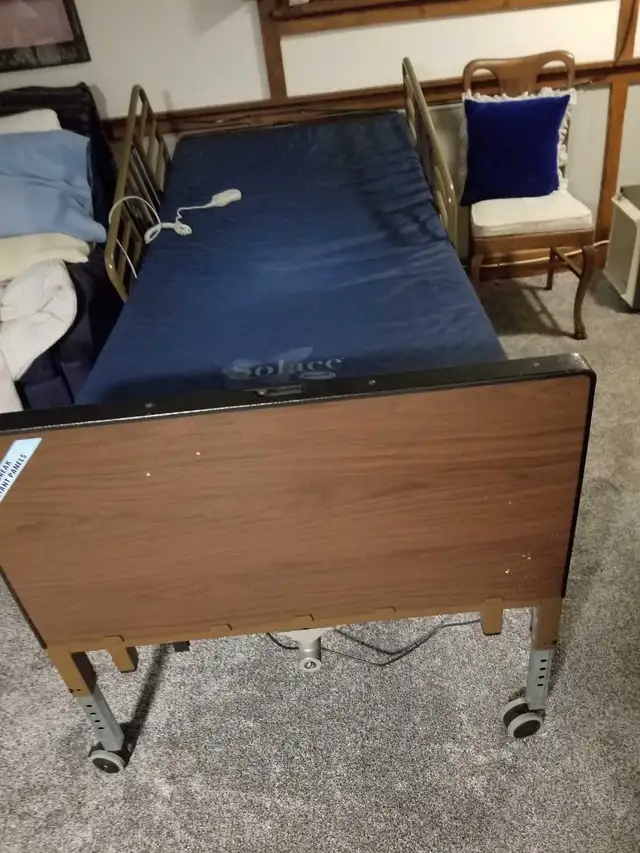hospital bed63848995206915120