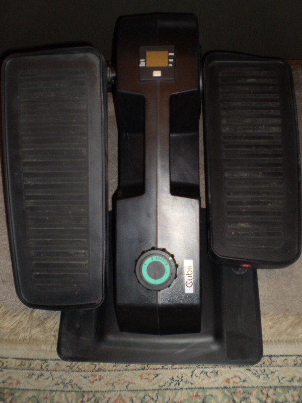 CUBII F3A2 JR Compact Seated Elliptical in Exercise Equipment in City of Toronto - Image 4