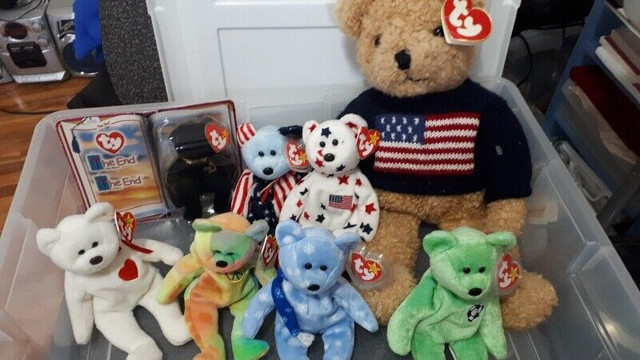 8 Beanie Baby Bears by Ty. Many rare and vintage collectables in Arts & Collectibles in Chatham-Kent