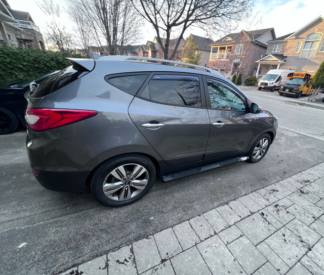Hyundai Tucson 2015 AWD in Cars & Trucks in Mississauga / Peel Region - Image 3
