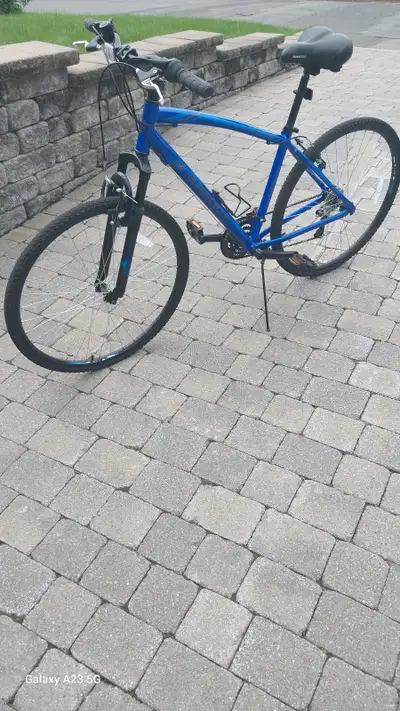 Vélo hybride, View more