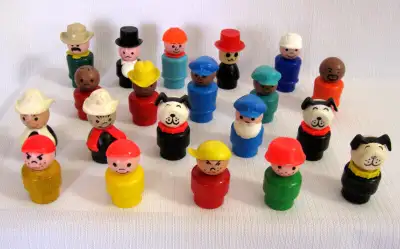 PERSONNAGES VINTAGE  FISHER PRICE LITTLE PEOPLE YOUR CHOICE, View more