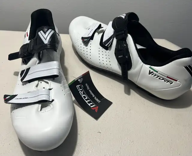 Cycling Shoes in Other in Ottawa - Image 3