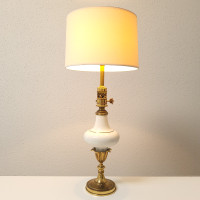 VINTAGE BRASS AND PORCELAIN STIFFEL LAMP