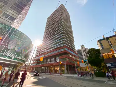 1+1 Bed 2 Full Bath Brand New Condo for $2650 Downtown Toronto