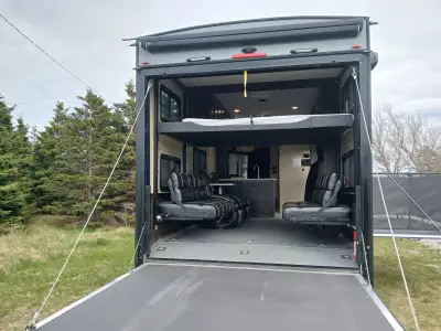 4 SEASON TOYHAULER FOR SALE... $45,000-- TEXT OR LEAVE A MESSAGE -- 289 892 3877 INCLUDES: 5.5KW Ona...