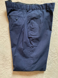 Men’s Kenneth Cole Dress Pant Waist 40, Leg 34