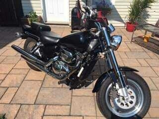 moto suzuki marauder dans Routières  à Ville de Montréal
