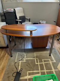 Office desk furniture & filing cabinet 