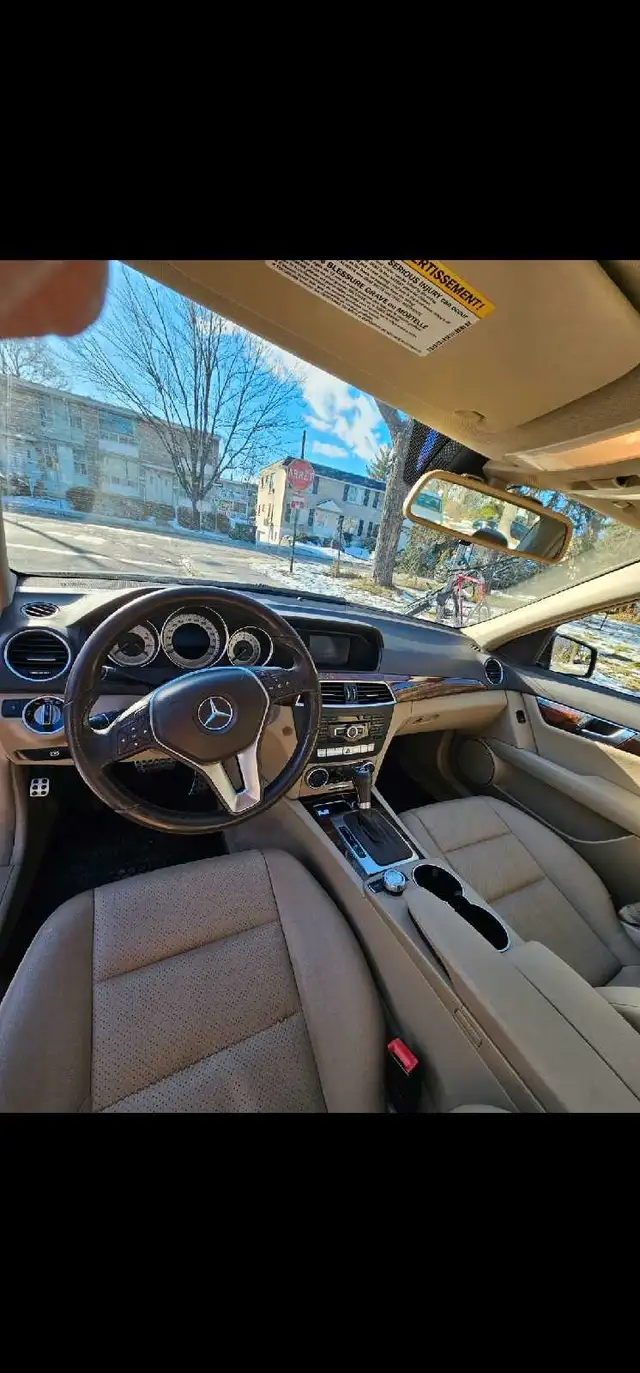 Mercedes-Benz c250 2012 4matic  in Cars & Trucks in City of Montréal - Image 8