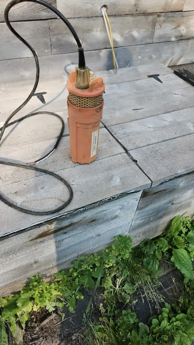24 volt DC solar well pump in Plumbing, Sinks, Toilets & Showers in Summerside - Image 2