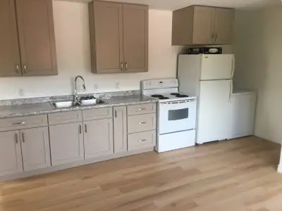 Renovated 2-bedroom apartment located in the village of Wellington, Prince Edward County. Unit has n...