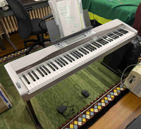 Casio Privia PX-555R electric piano