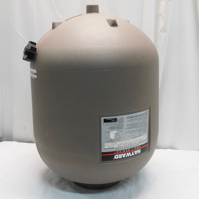 Hayward Tank Body Sand Filter 18-Inch Pro Series in Hot Tubs & Pools in Hamilton - Image 2