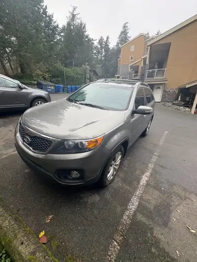 2011 Kia Sorento EX V6 AWD – Clean, Loaded, Reliable Selling my brother's 2011 Kia Sorento EX V6. Gr...