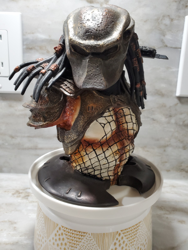 PREDATOR  2  Limited Edition in Arts & Collectibles in Norfolk County