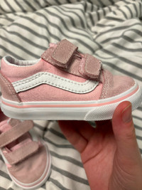 Toddler Girls Vans Sneakers size 5