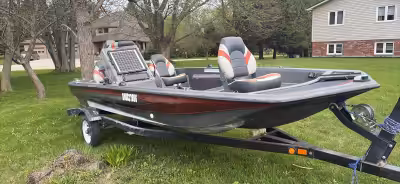 Bass Fishing Boat Package 15 ft bass fishing boat package Boat, trailer and Yamaha 50 HP motor and e...