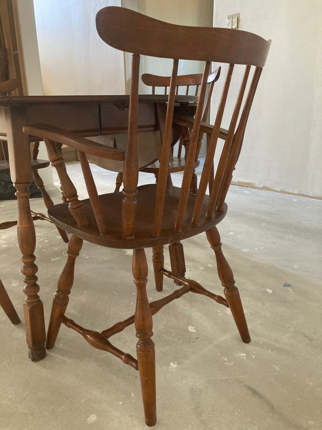 Antique 1970s Solid Wood Dining Table Set  in Dining Tables & Sets in Trenton - Image 4