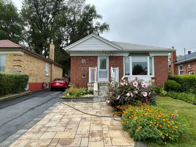 Fur Base. room For Rent at Brimley & Eglinton from Feb 1, 2026